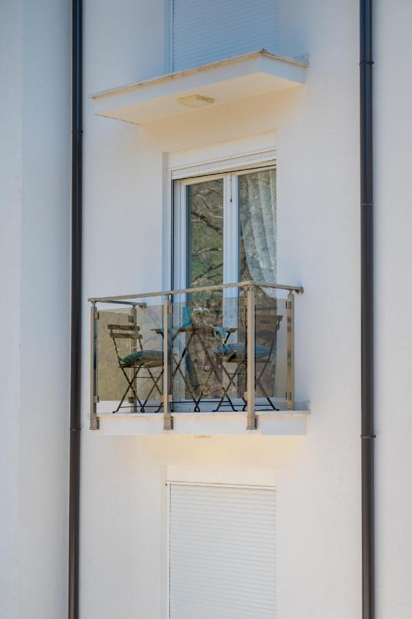 Happy Home Tivat Exterior foto